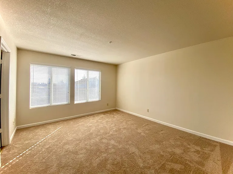 20209 Redwood Rd, Castro Valley (Downtown Castro Valley) — Photo 8