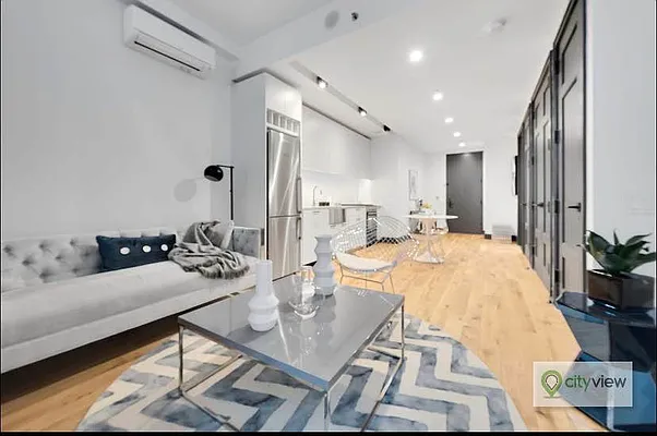 Rented by The KCI Group | media 92