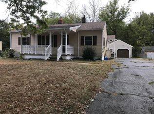 30 Hornerstown Rd, Cream Ridge, NJ 08514