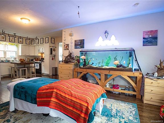 3rd image of 101 Barnett St #1