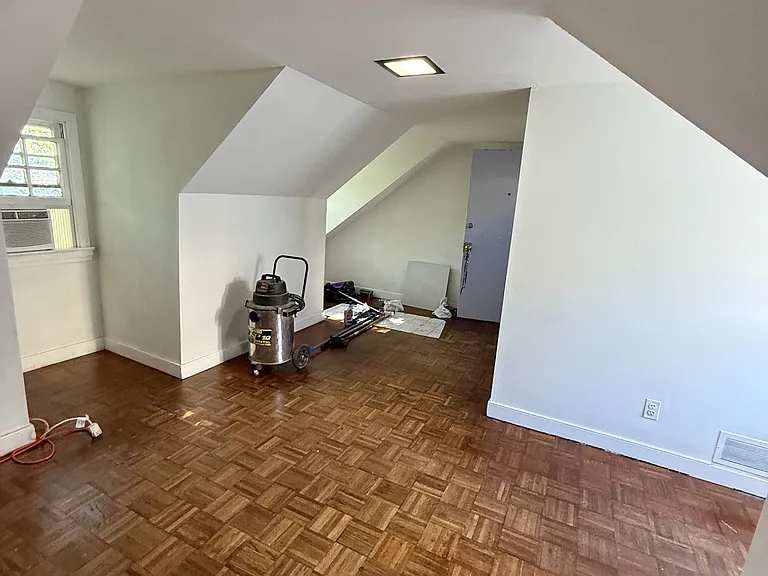 4602 Grove Ave #5 — Photo 2