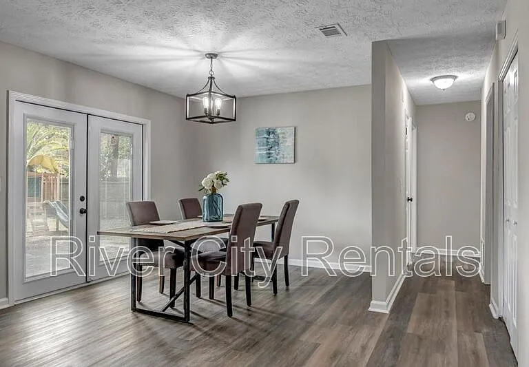 743 Trambley Dr E — Photo 11