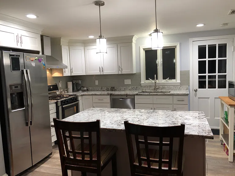 496 Waltham St — Photo 4