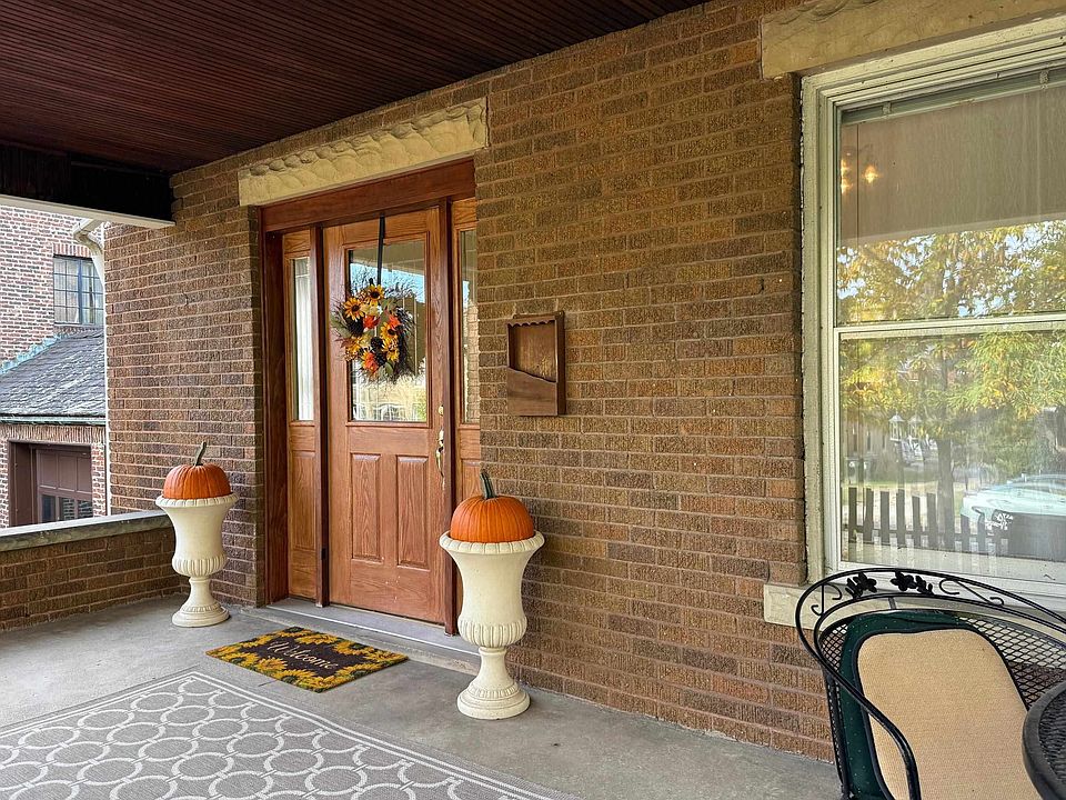 1229 7th St, Huntington, WV 25701 | Zillow