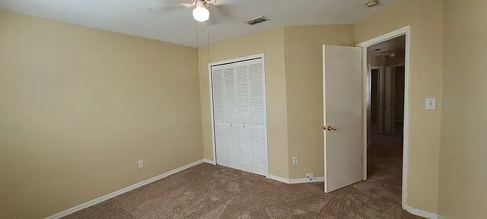 2411 Berkshire Ct — Photo 24