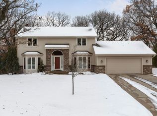 798 Elrene Ct, Eagan, MN 55123