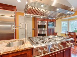 4068 Bridgehampton Ln, Virginia Beach, VA 23455