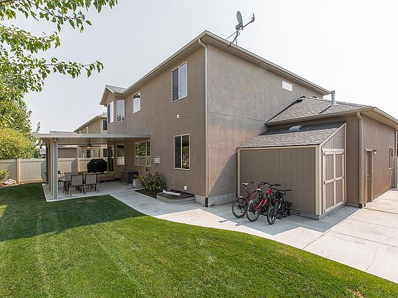 3rd image of 13562 S Hackle Ln