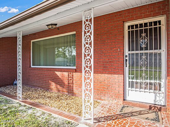 5th image of 1444 General Custer Ave