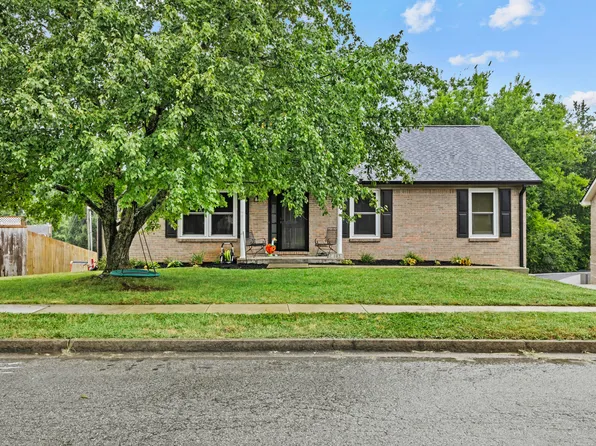 105 Orange Blossom Dr, Nicholasville, KY 40356