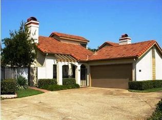 621 Rancho Cir, Irving, TX 75063