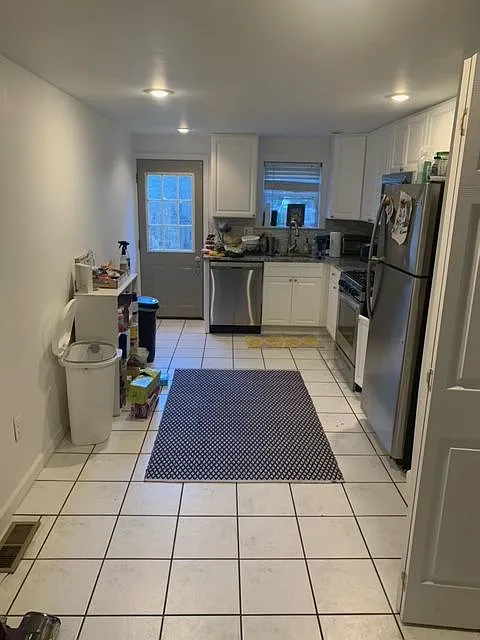 kitchen - 1133 Ellsworth St