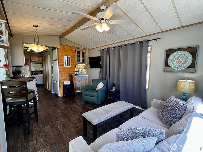 5th image of 4980 Morgan Drive #37