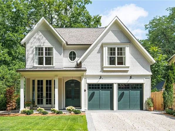 153 Balsam Dr, Oakville, ON L6J 3X4