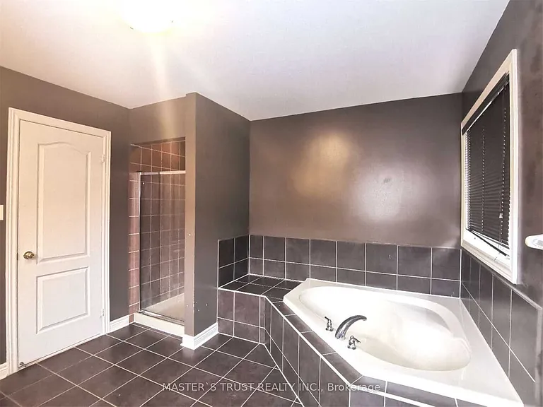 213 River Ridge Blvd — Photo 24