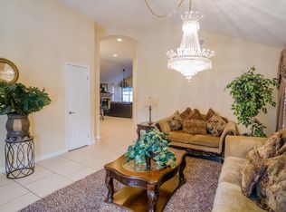 5621 W Vartikian Ave, Fresno, CA 93722