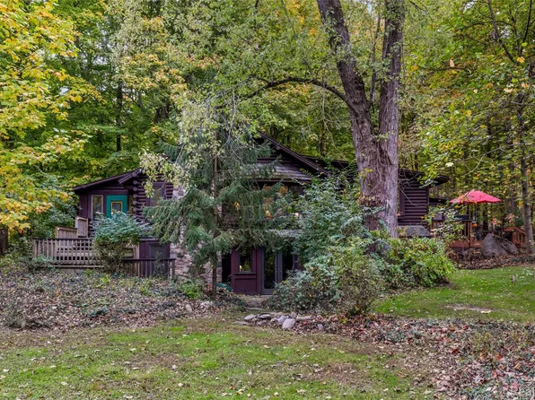 48814 Gyde Rd, Canton, MI 48187