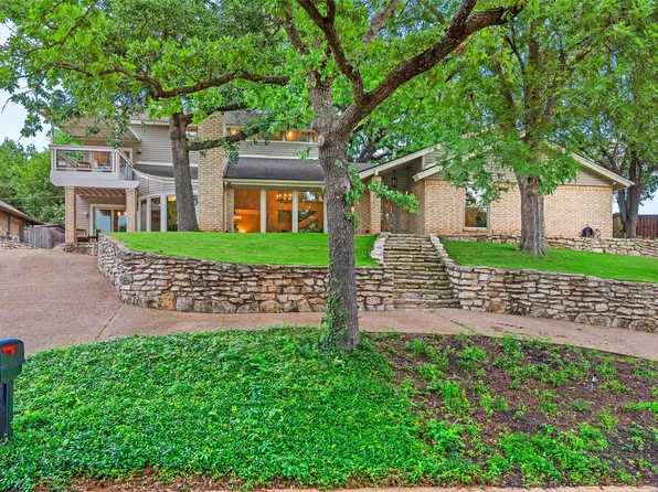 2605 Sunlight Dr, Arlington, TX 76006