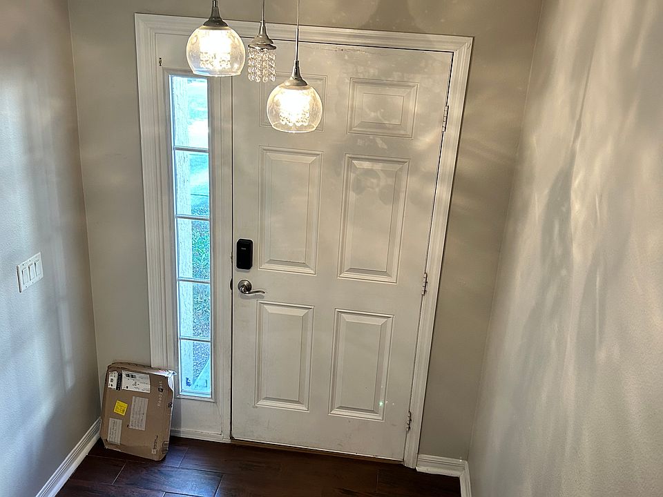 1st image of 8218 Halls Hammock Ct