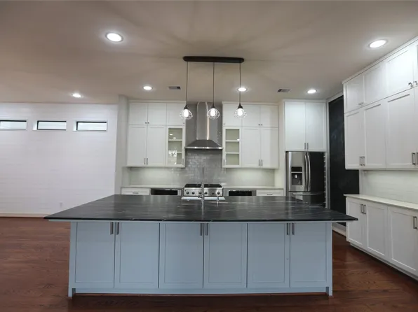 4215 Lillian St, Houston, TX 77007