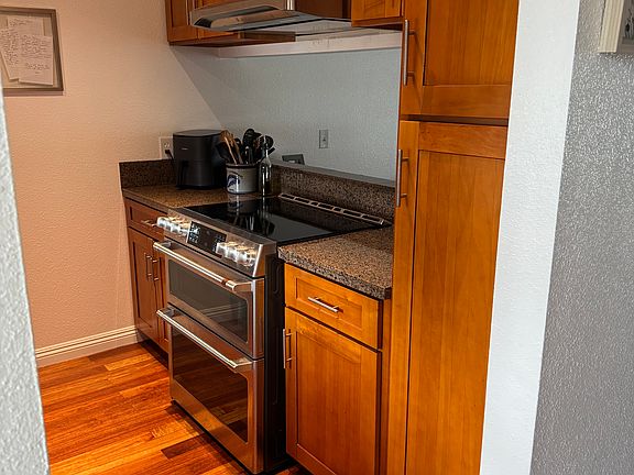 New Hood and Range installed: Kitchen layout when you enter through the front door.