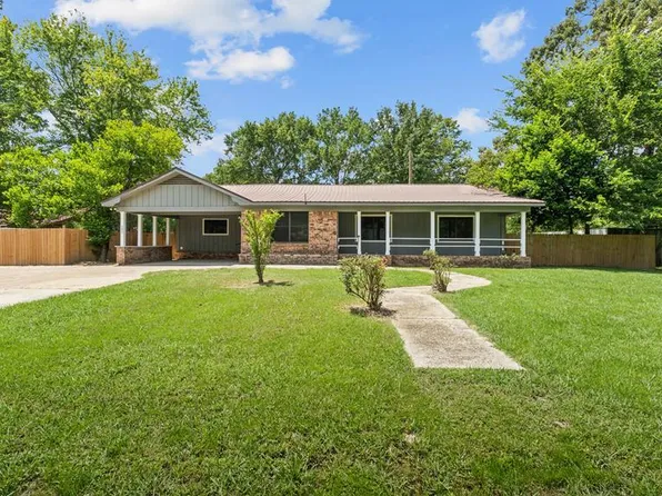 101 Roosevelt Rd, Hooks, TX 75561