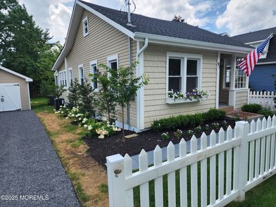 97 Asbury Avenue, Atlantic Highlands, NJ, 07716