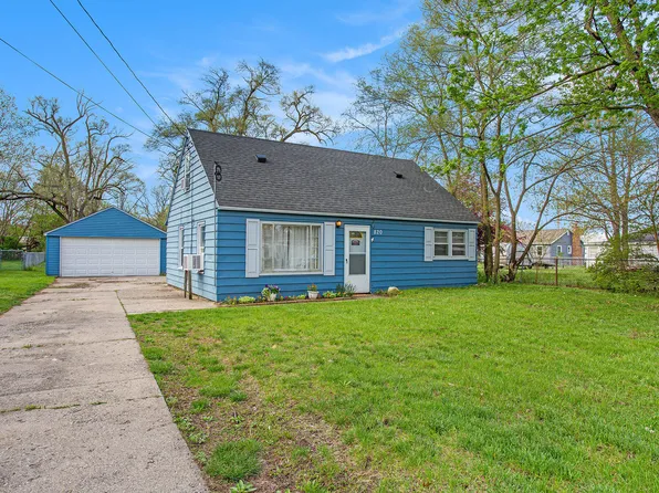 820 61st St SE, Grand Rapids, MI 49508