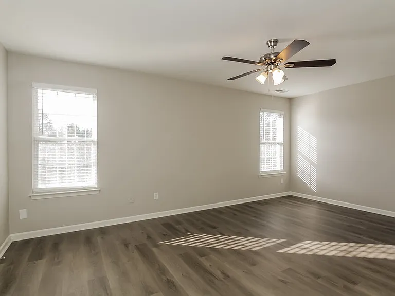 1014 Sparrow Valley Way — Photo 11