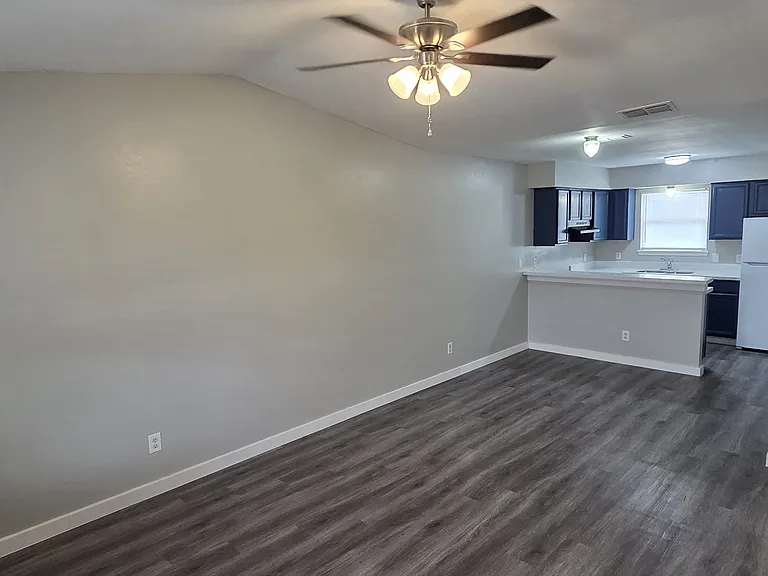 Northridge Apartments — Photo 49