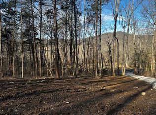 2725 Seven Springs Rd, Cookeville, TN 38506