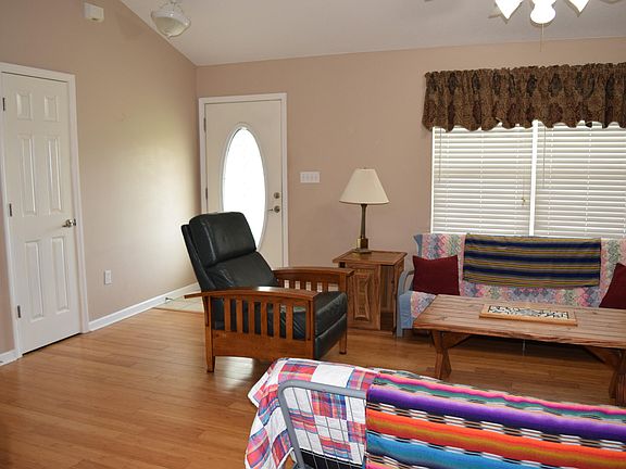 4th image of 504 Bowers Park Cir
