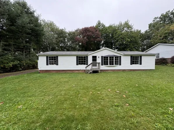 1137 N Crown Hill Rd, Orrville, OH 44667