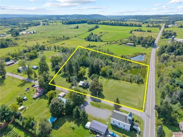 4508 Elizabeth St, Morrisville, NY 13408