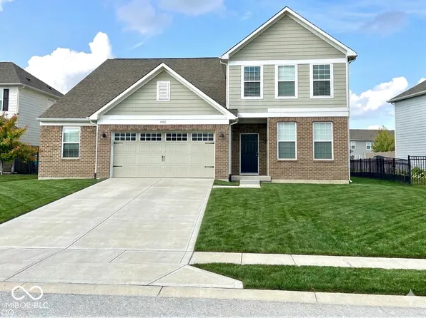 6162 Crabapple Dr, Whitestown, IN 46075