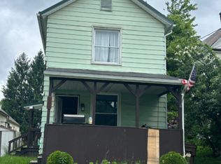 659 Fisher Hill St, Sharon, PA 16146