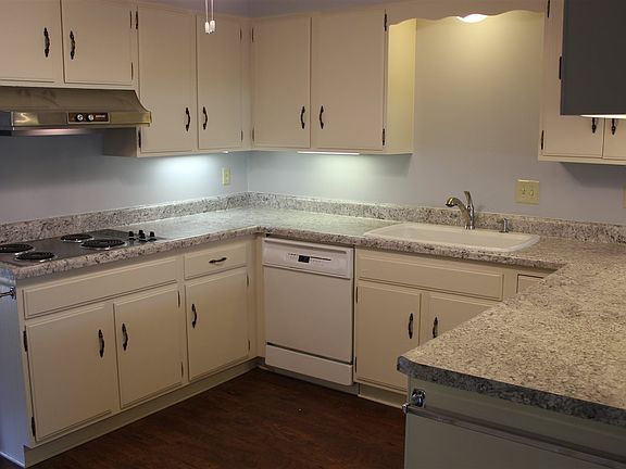 5th image of 7100 N Fox Point Dr APT 2