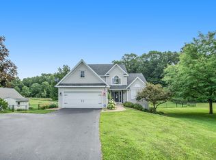 2915 Dimick Ct NE, Rockford, MI 49341