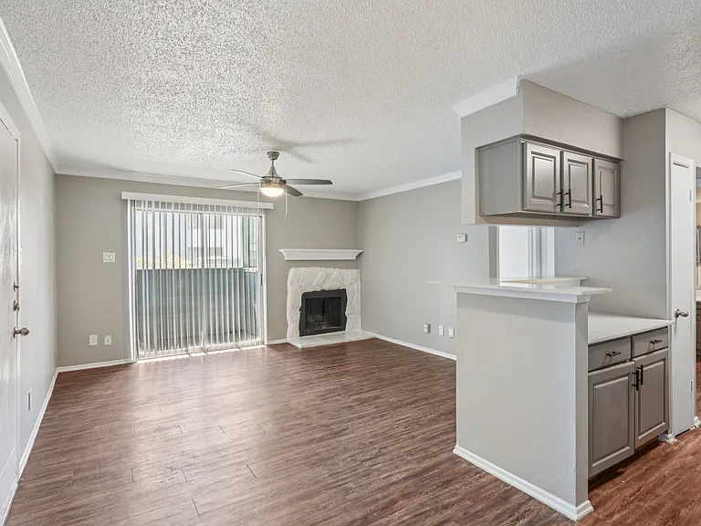 5644 Riverwalk Dr — Photo 27