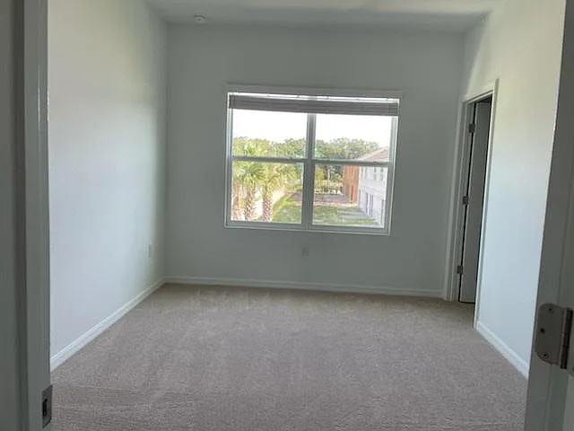 2 bed, 2.5 bath, 1128 sqft, $1,675 — Photo 3