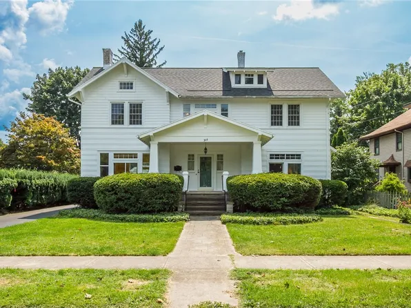 305 E Maple Ave, Newark, NY 14513