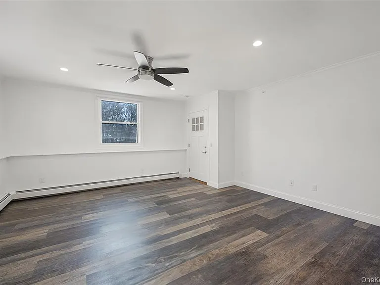 103 Croton Ave #4 — Photo 4