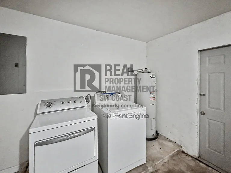772 Holmes Ave — Photo 16