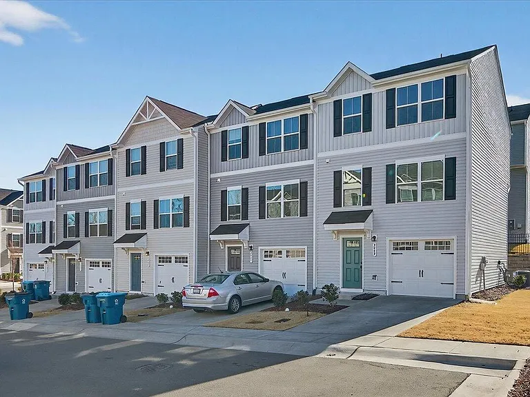 3009 Soft Breeze Dr — Photo 2