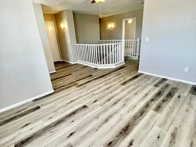 16200 W Moreland St — Photo 12