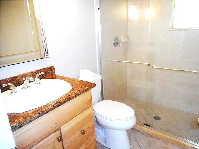 1903 Robalo Dr — Photo 11