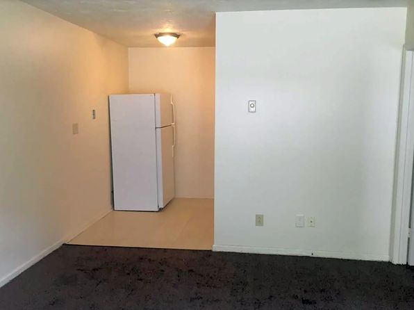 2920 New Walkertown Rd APT J