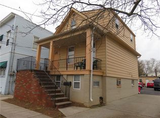 522 Penn St, Perth Amboy, NJ 08861