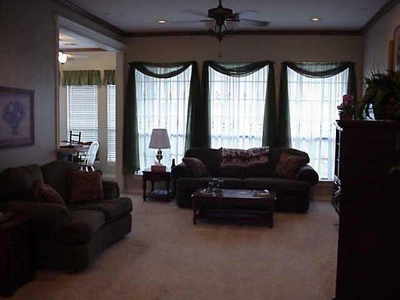 2nd image of 2016 Mimosa Cir