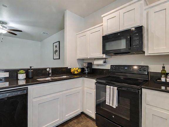 5th image of 1000 SW 91st St